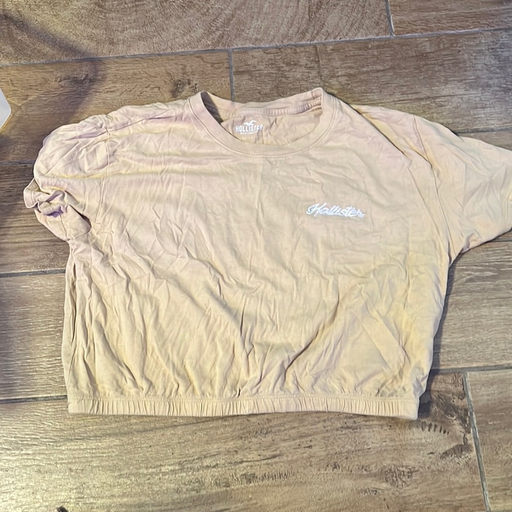 hollister crop top